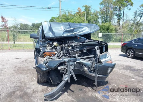 2017 Chevrolet Silverado 2Lt z USA, uszkodzony, nr VIN 3GCUKREC9HG489038